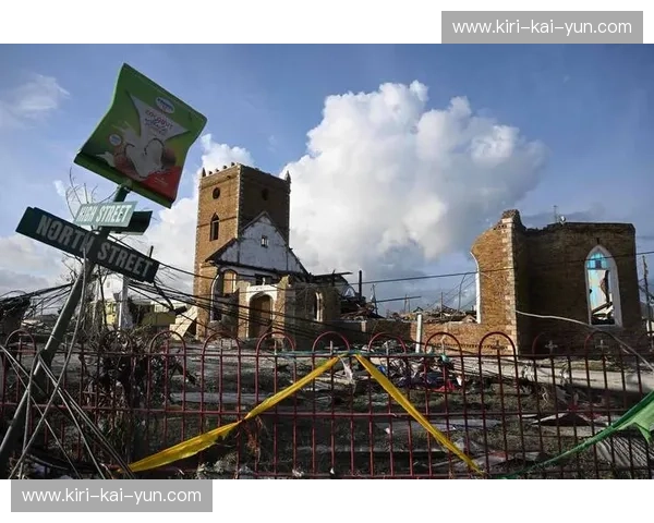 铁血与浪漫的终极碰撞：当高卢雄鸡遇见加勒比飓风